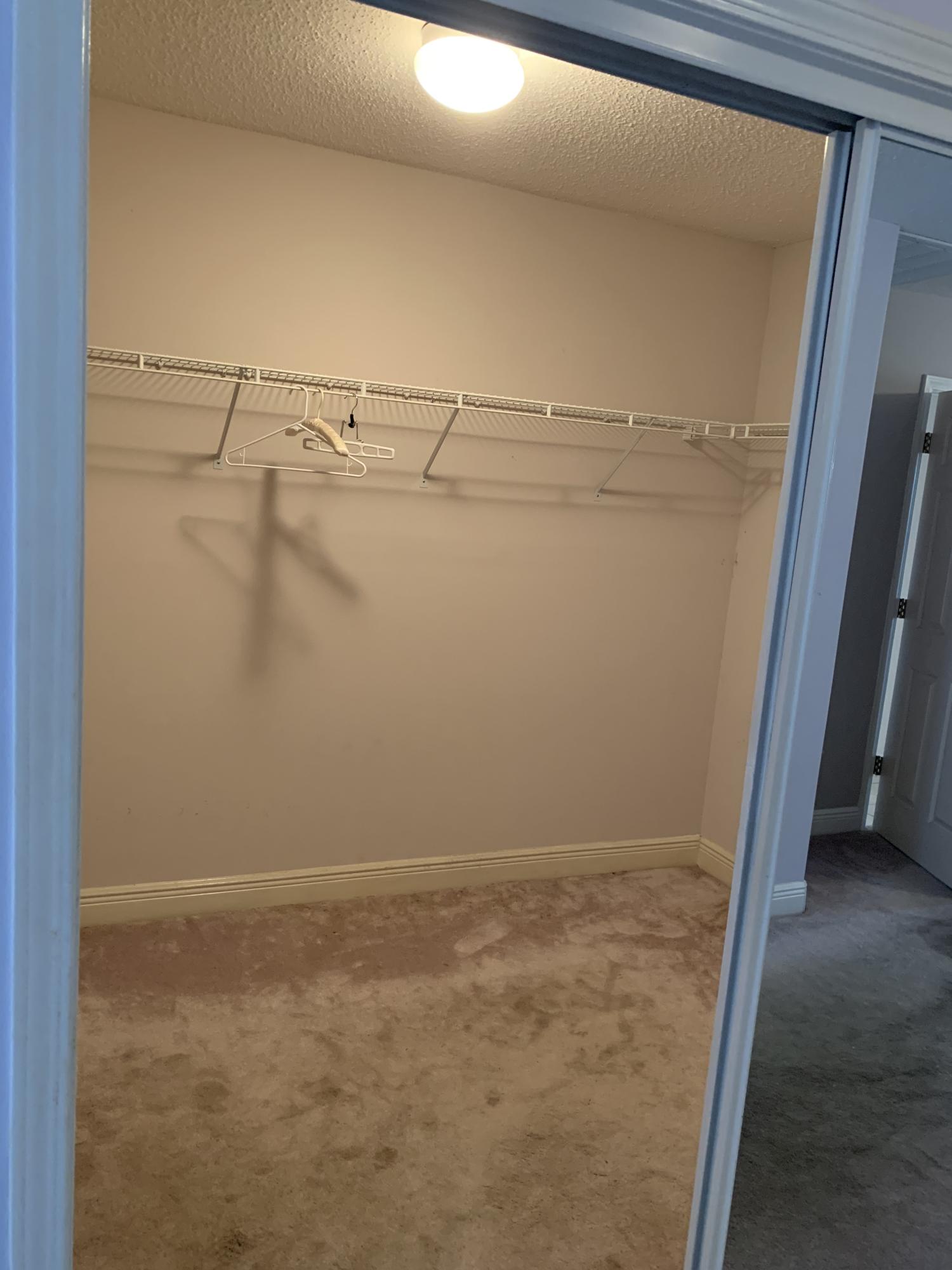 ROCKY BAYOU COUNTRY CLUB ESTATES 9 - Residential Lease