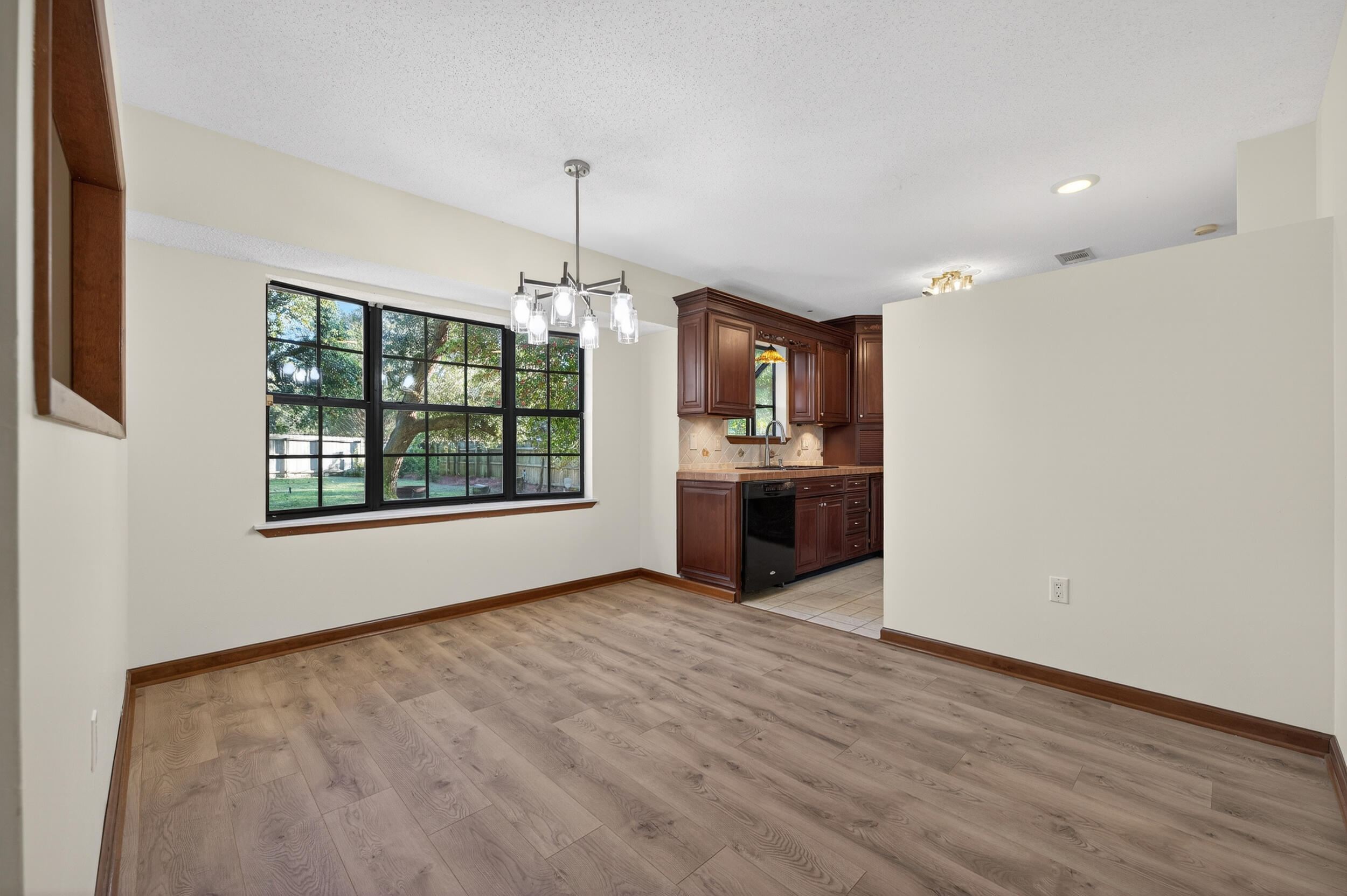 CARIBBEAN VILLAGE EAST 1 - Residential