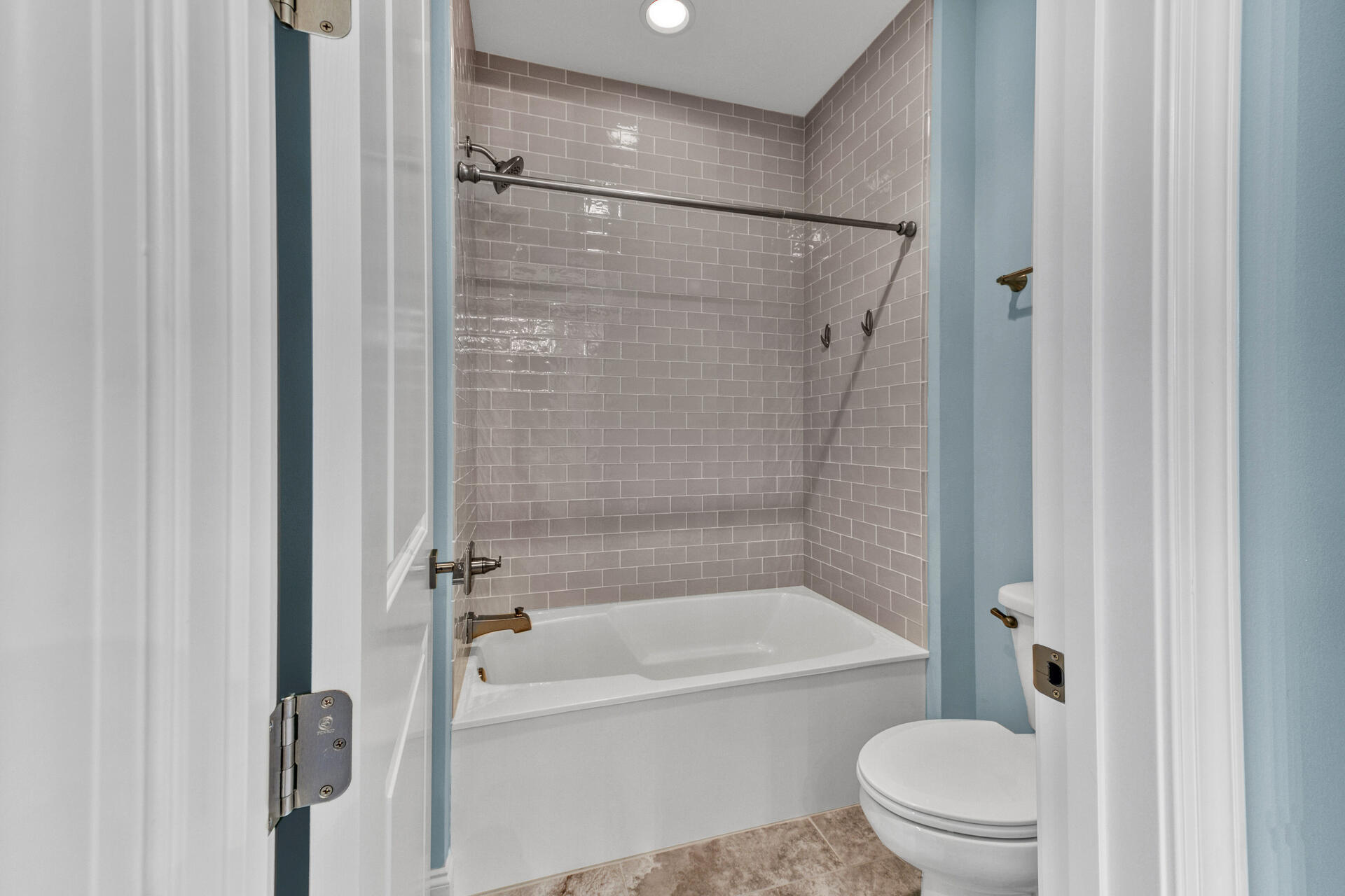 CHURCH STREET VILLAGE - Residential Lease