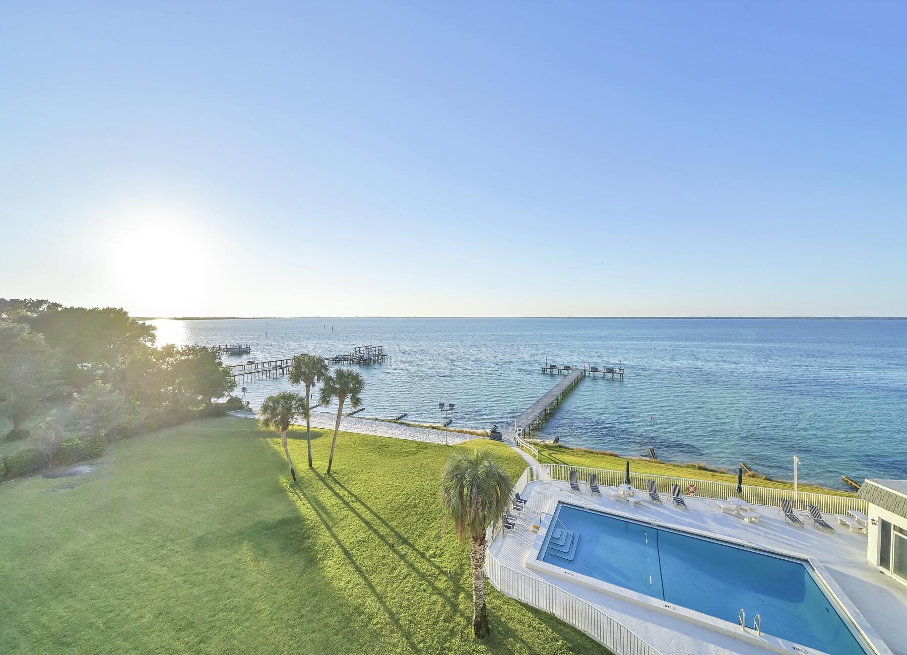 VALENCIA CONDO - Residential Lease