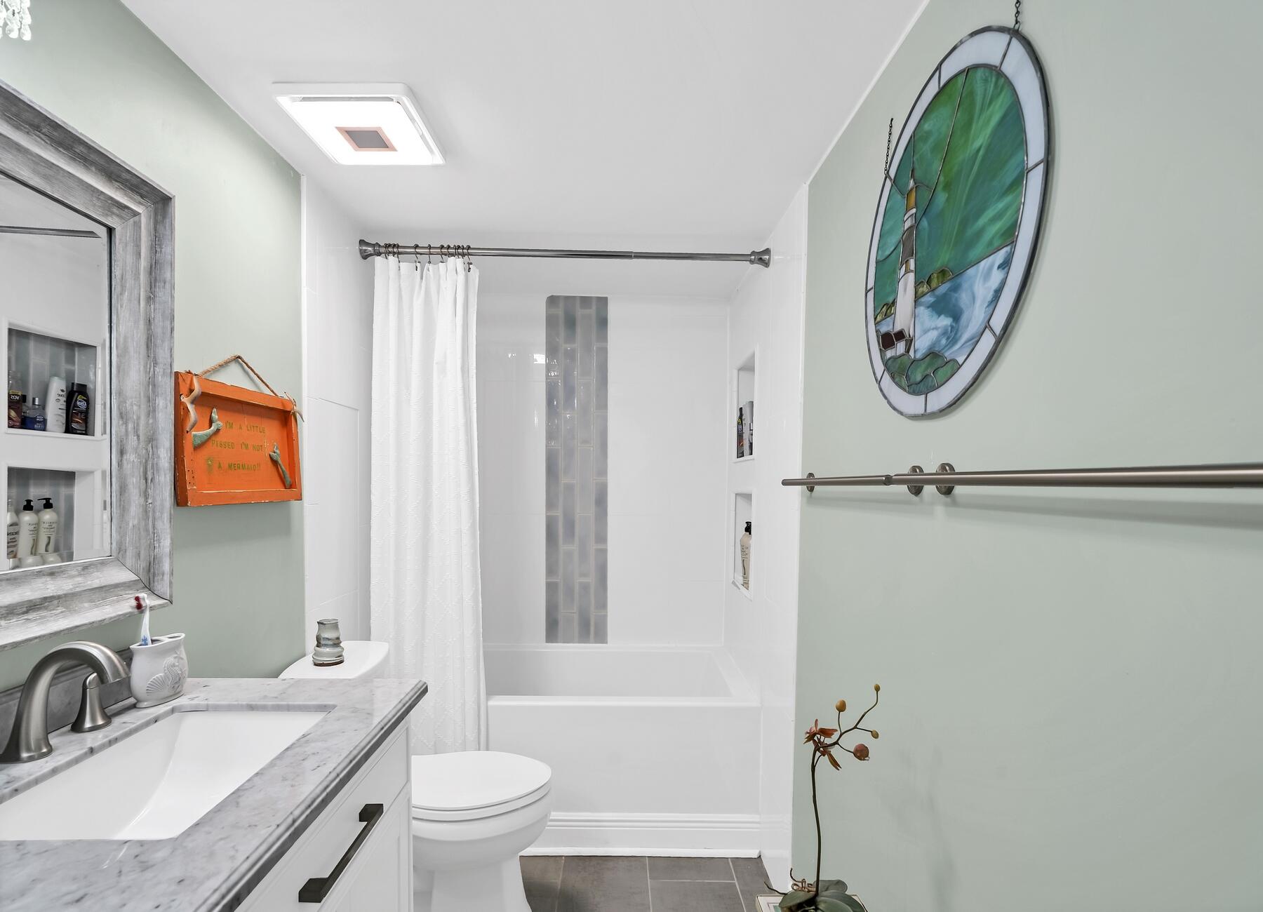 VALENCIA CONDO - Residential Lease