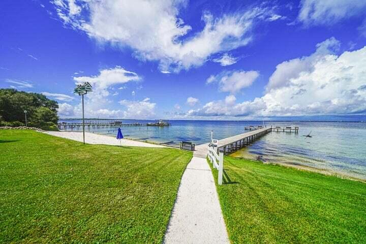 VALENCIA CONDO - Residential Lease