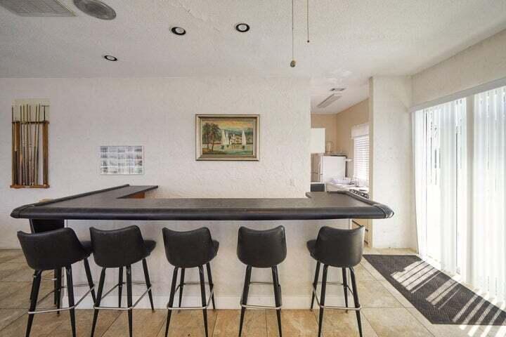 VALENCIA CONDO - Residential Lease