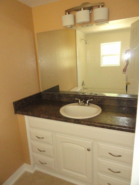 MORRIS ADDN TO CRESTVIEW - Residential