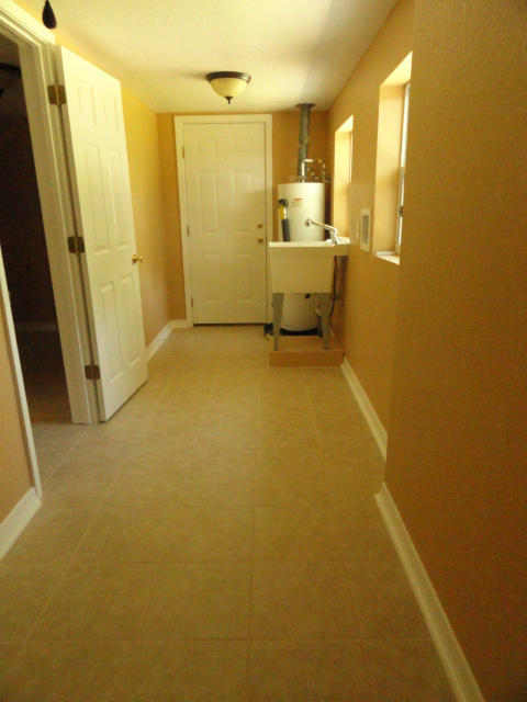 MORRIS ADDN TO CRESTVIEW - Residential