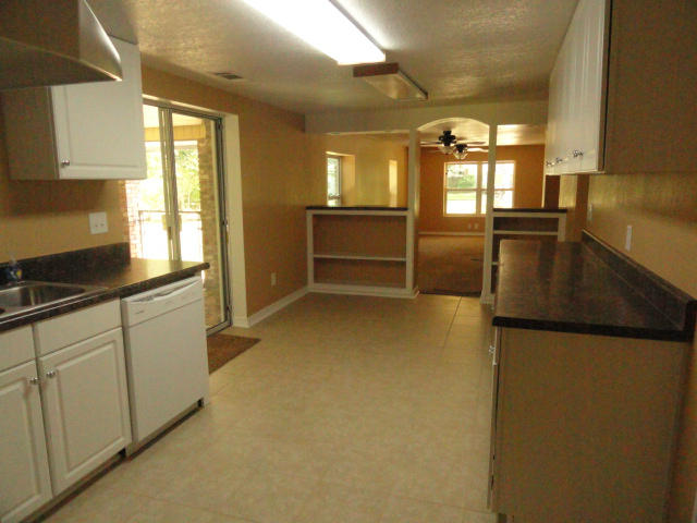 MORRIS ADDN TO CRESTVIEW - Residential