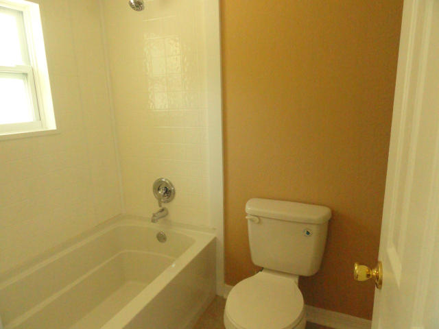 MORRIS ADDN TO CRESTVIEW - Residential