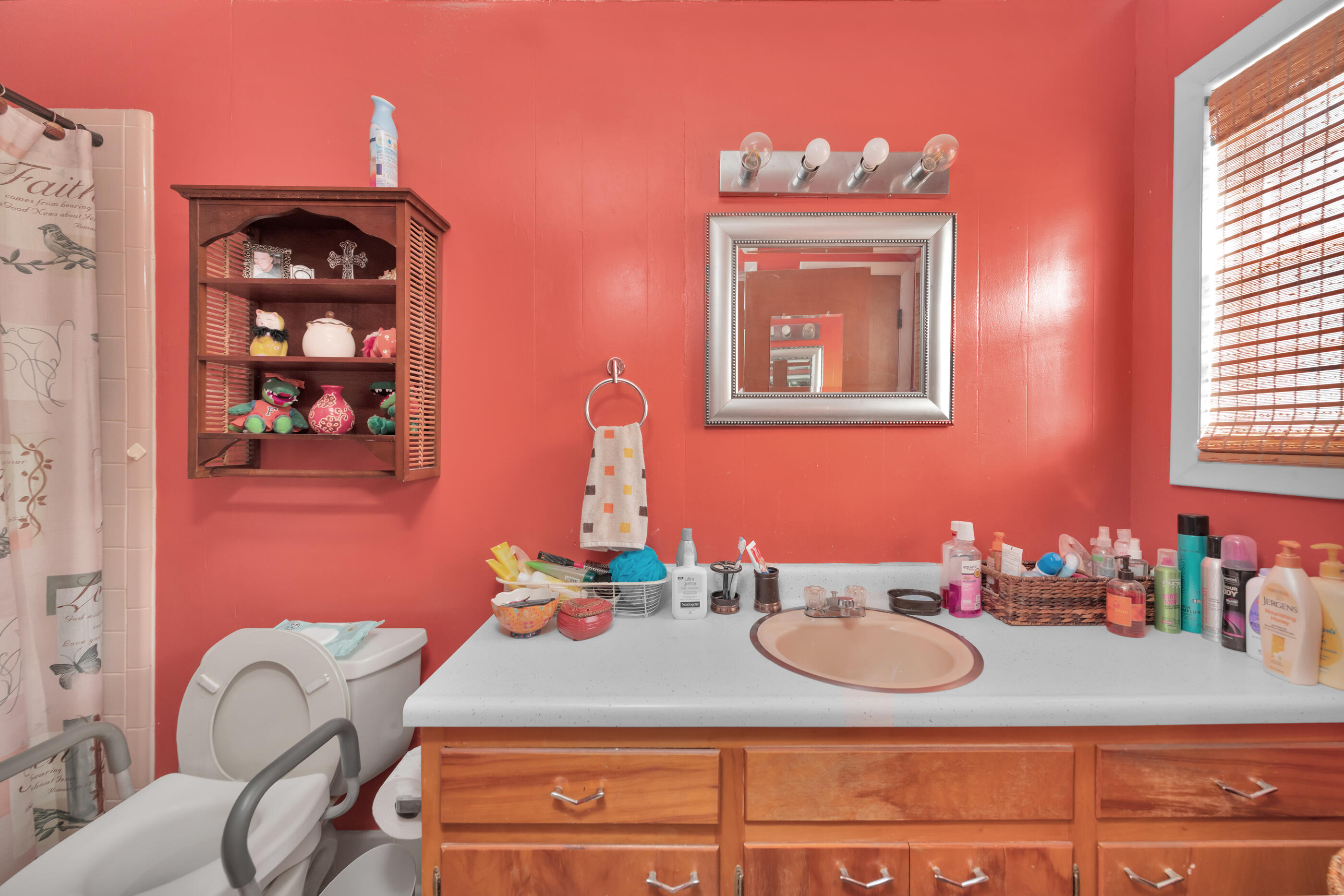 VESTA HEIGHTS 4TH ADDN - Residential