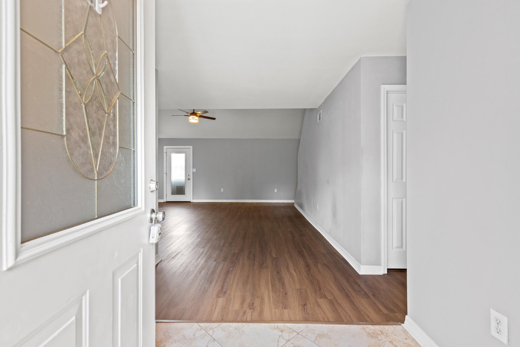 RIVERCHASE S/D PH 2 - Residential Lease