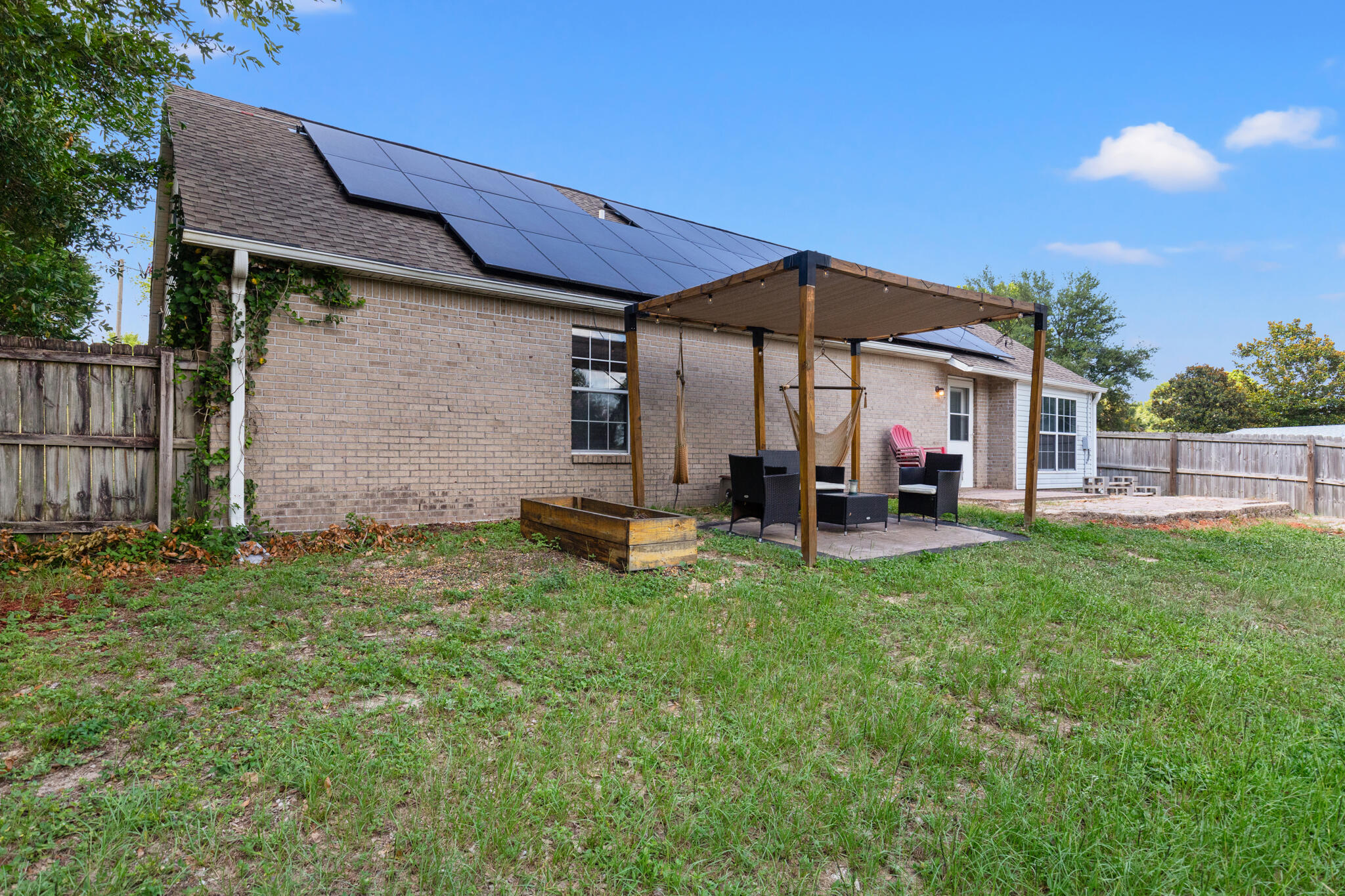 RIVERCHASE S/D PH 2 - Residential Lease