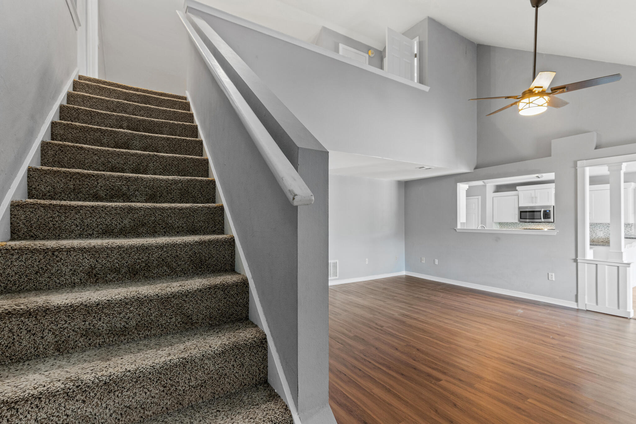 RIVERCHASE S/D PH 2 - Residential Lease