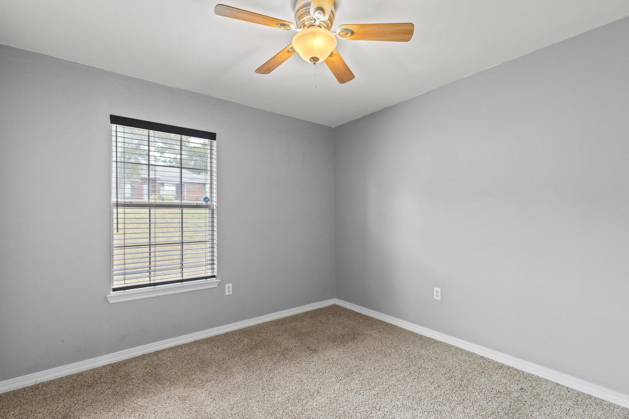 RIVERCHASE S/D PH 2 - Residential Lease