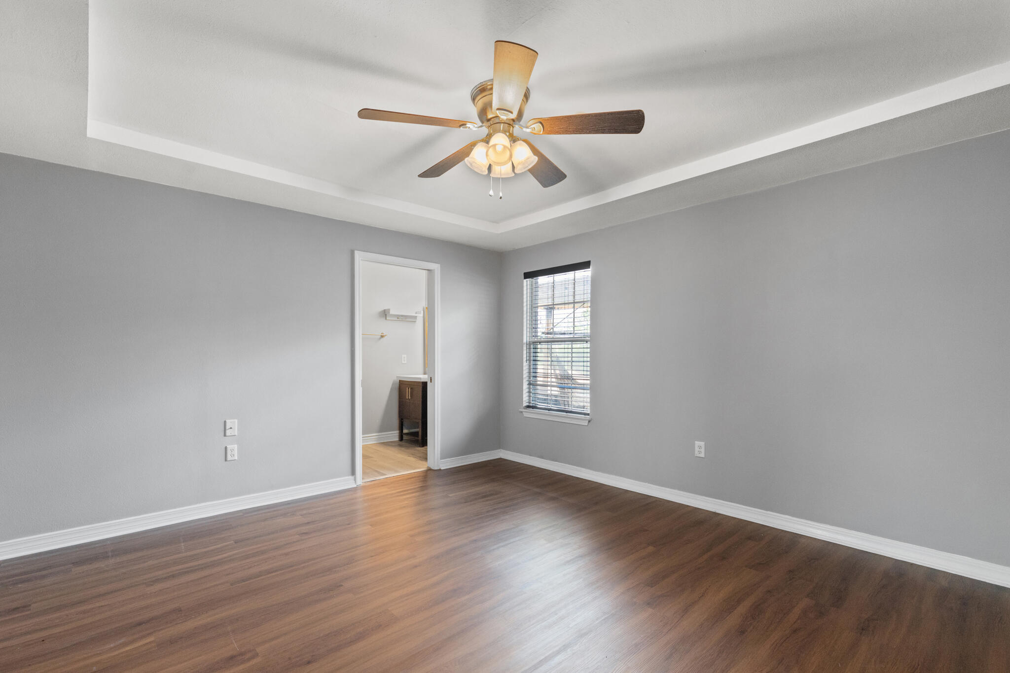 RIVERCHASE S/D PH 2 - Residential Lease