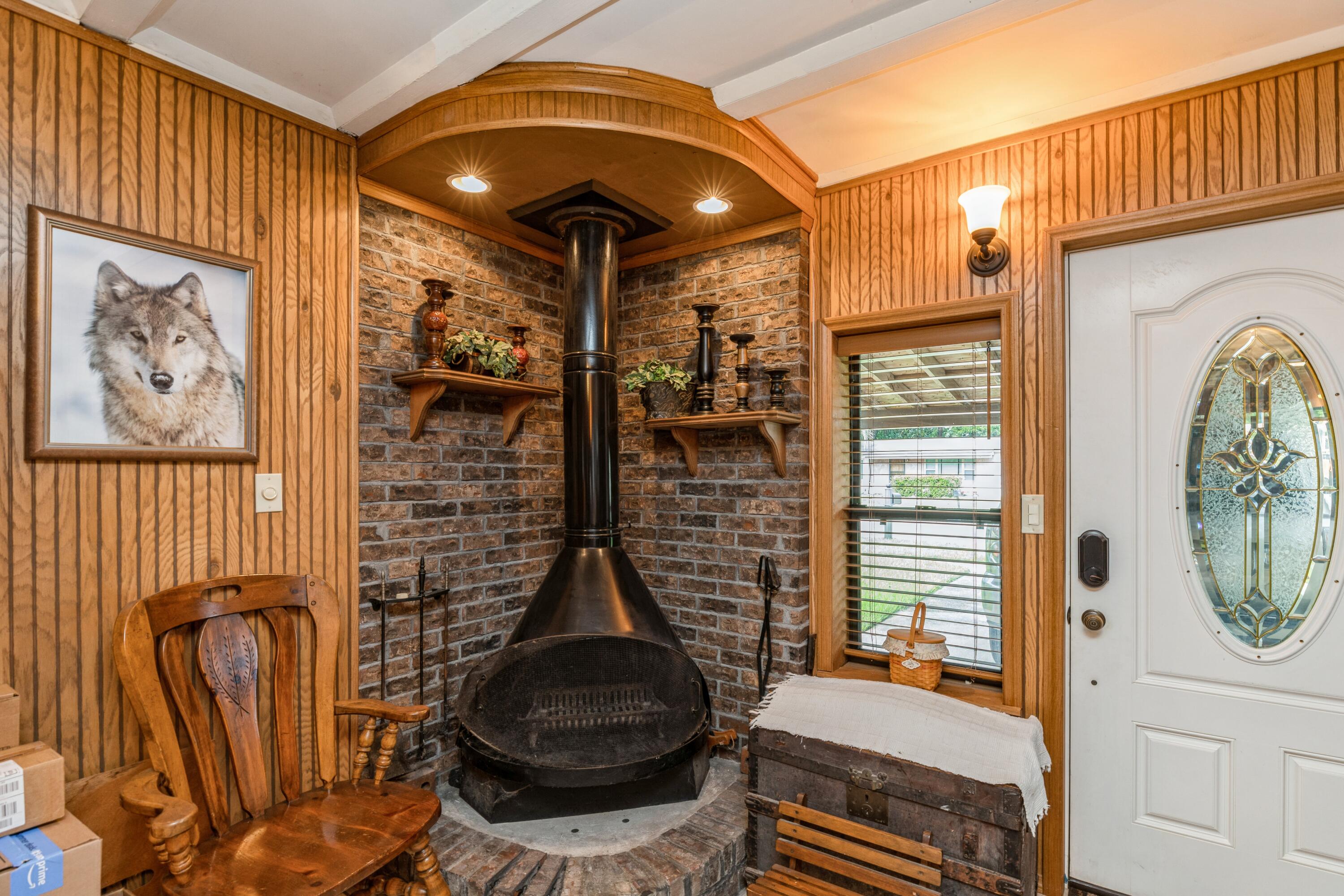 OAK TREE PARK - Residential