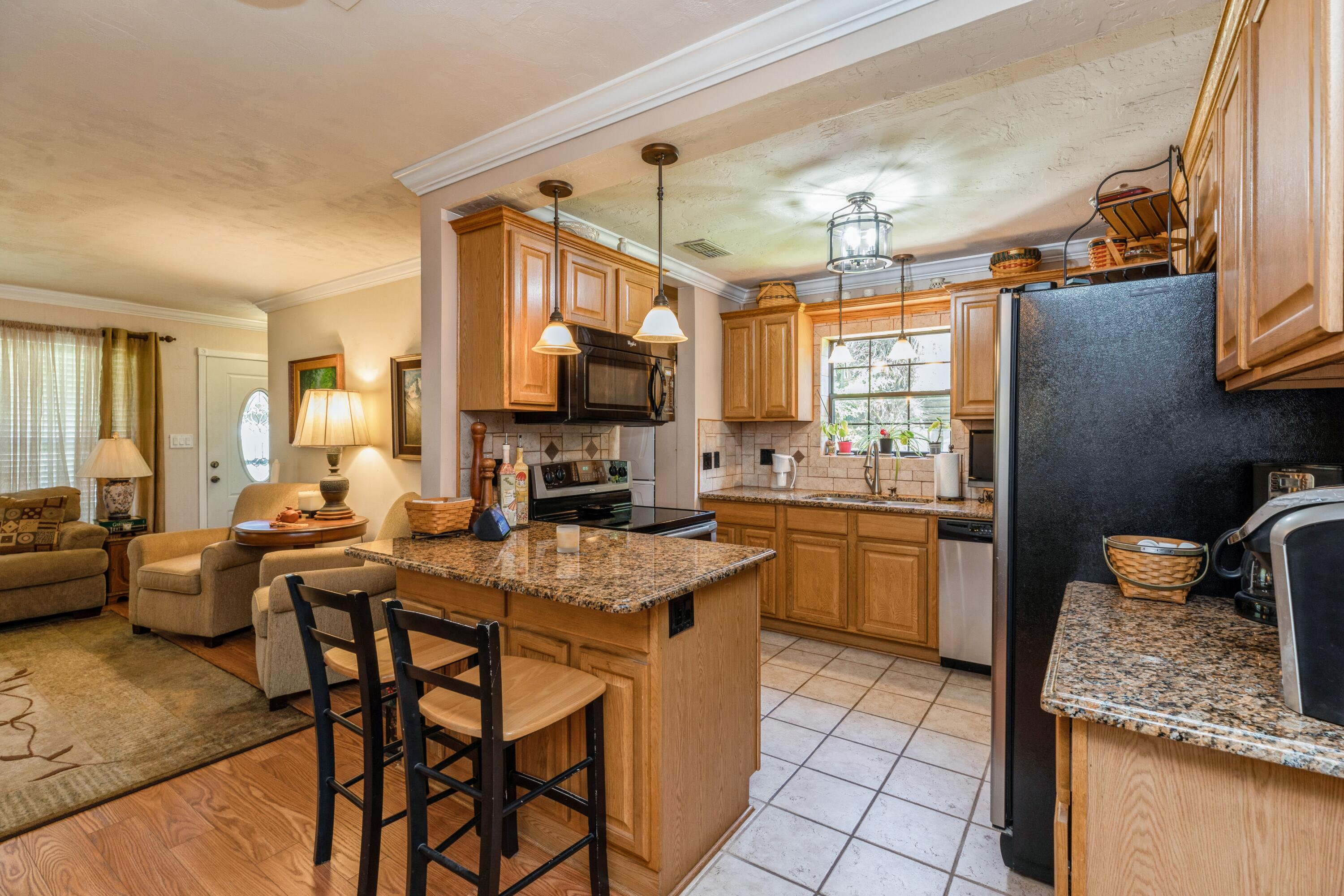 OAK TREE PARK - Residential