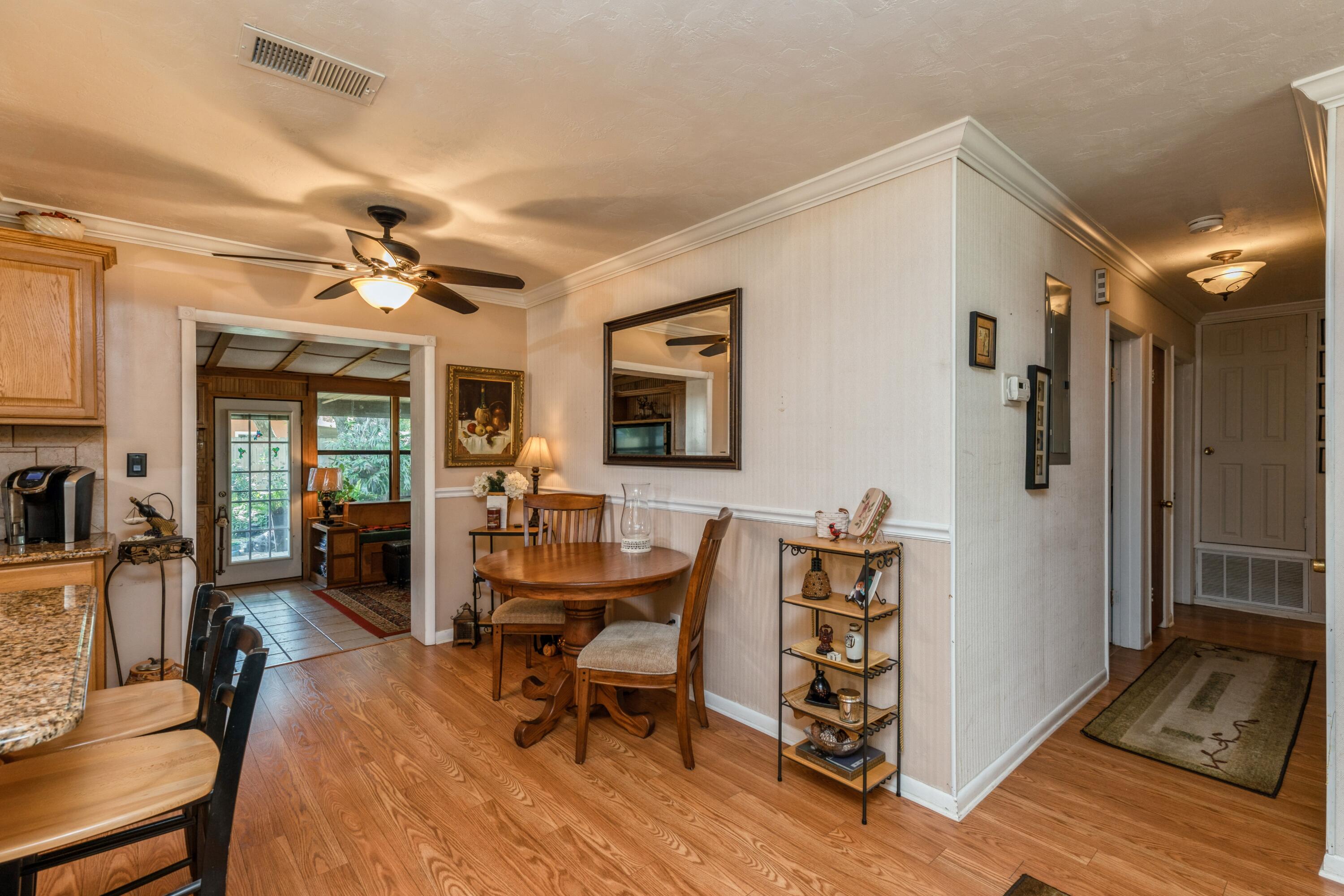 OAK TREE PARK - Residential