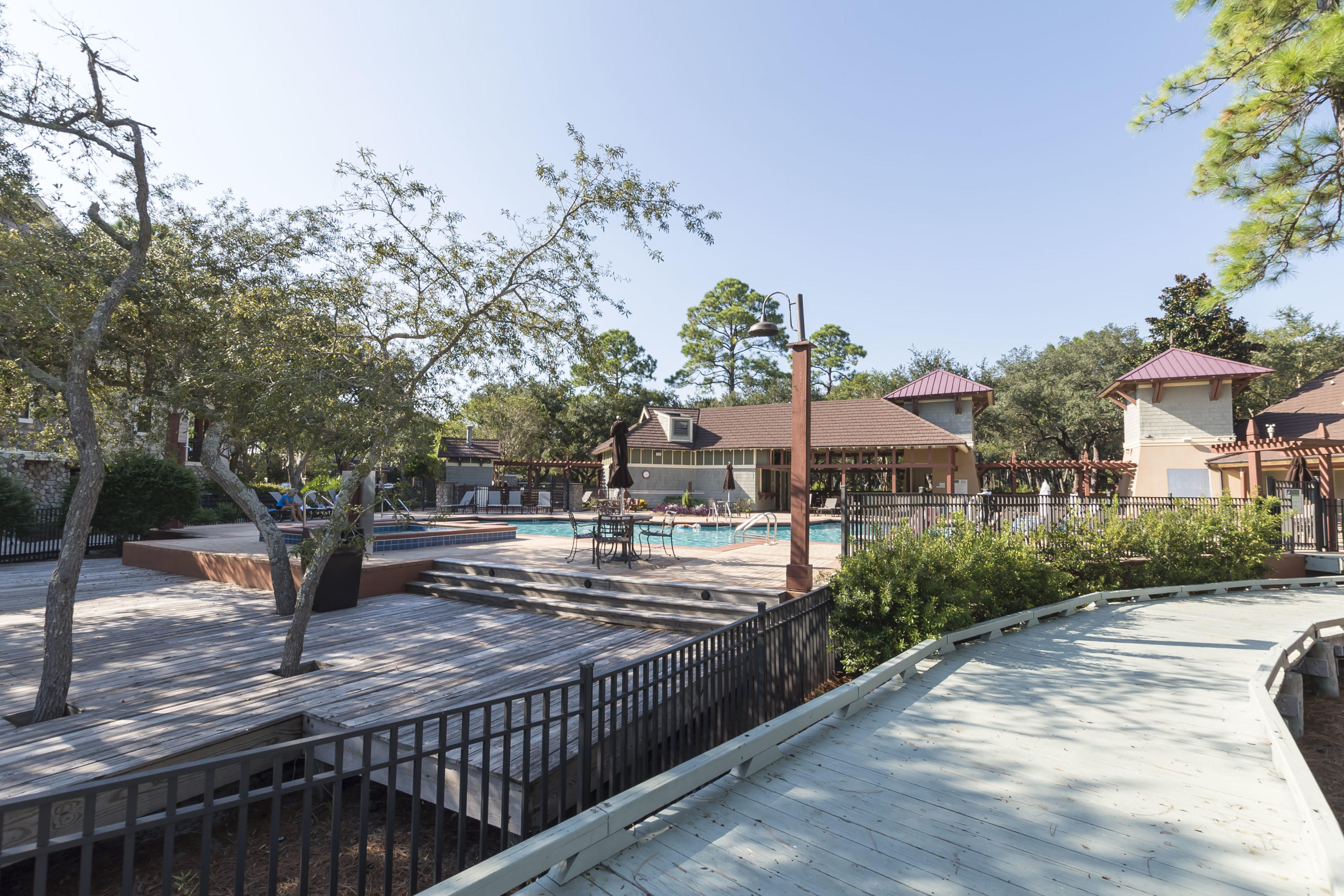 Wild Heron - Residential