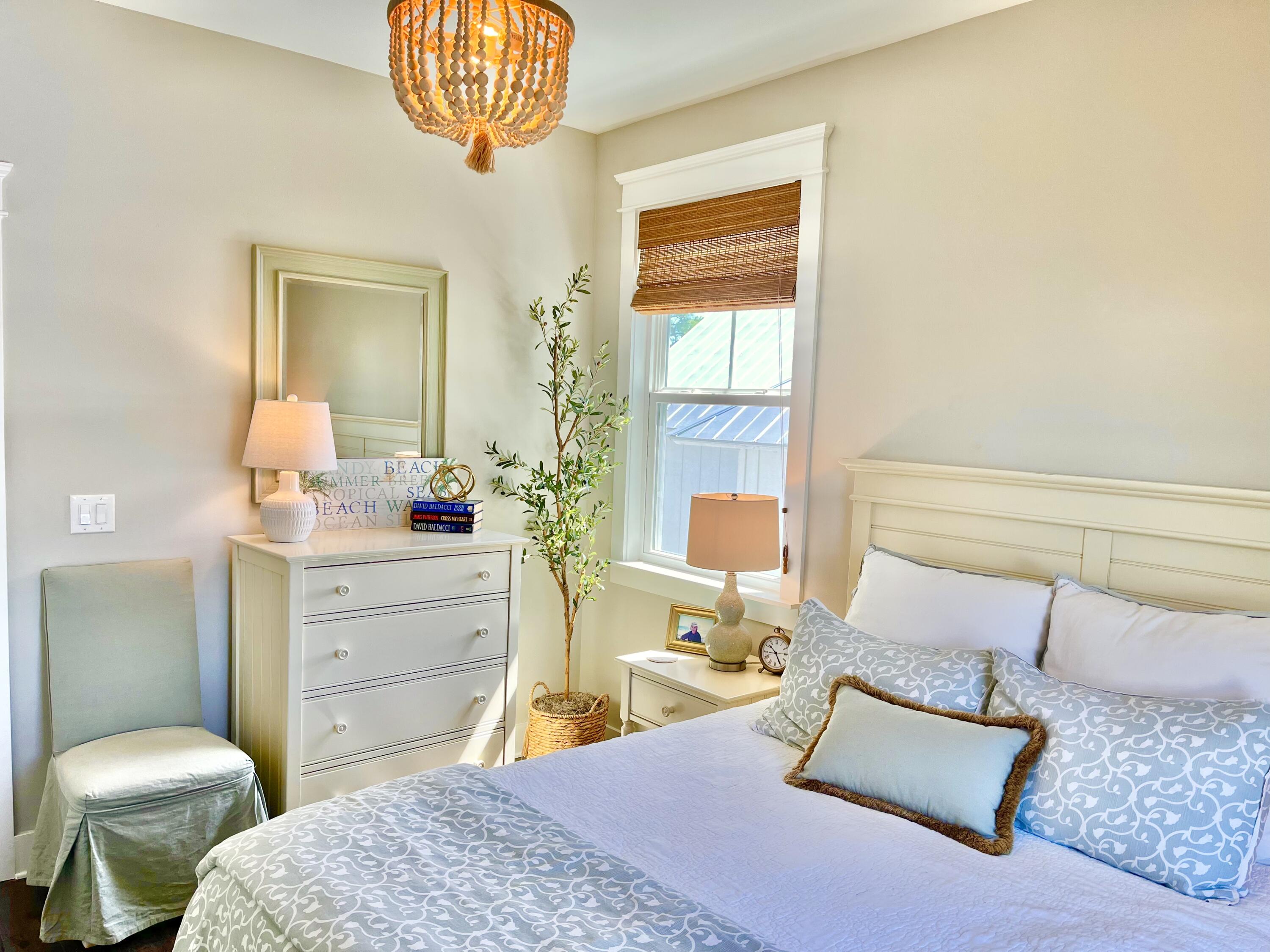 HIGHLAND PARKS - Residential