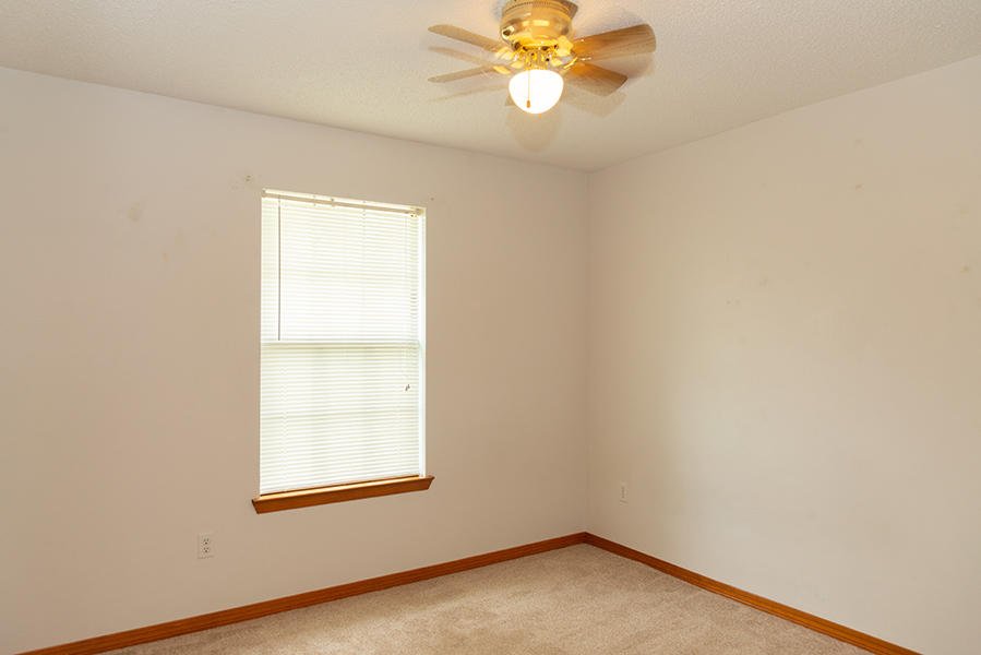 EAST BAY RIVER ESTATES 2ND ADDN - Residential Lease