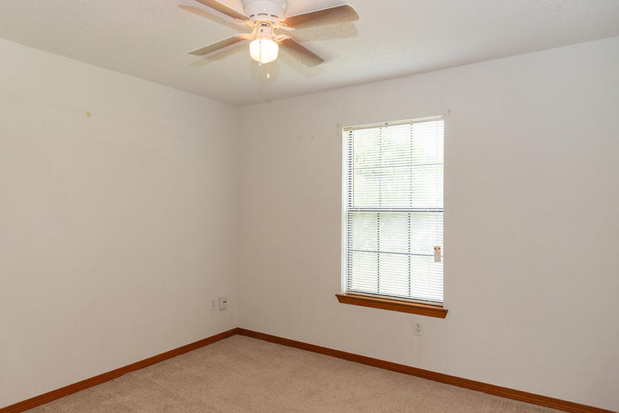 EAST BAY RIVER ESTATES 2ND ADDN - Residential Lease