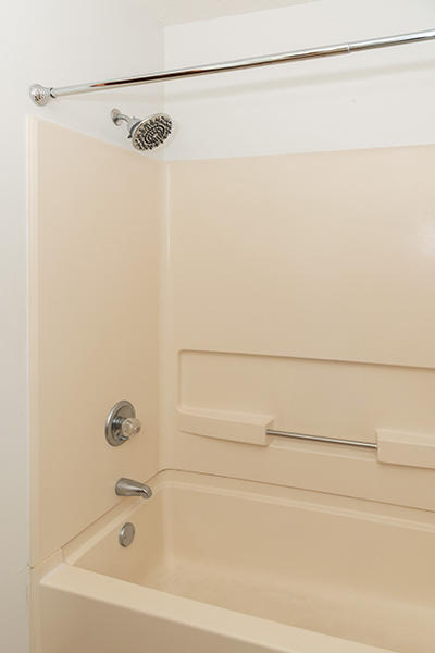 EAST BAY RIVER ESTATES 2ND ADDN - Residential Lease