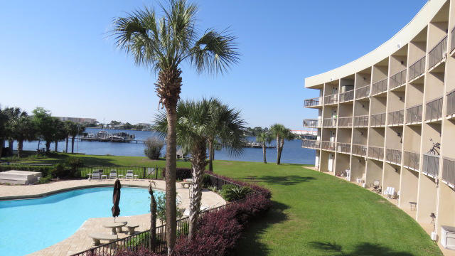 PIRATES BAY PH 1 - Residential