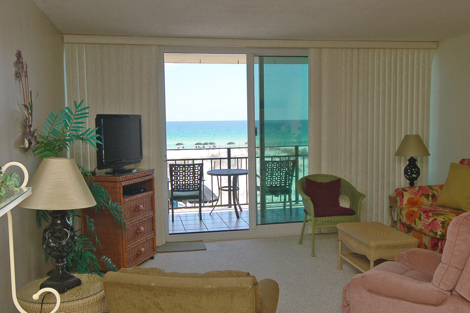 BREAKERS OF FWB PH 1 - Residential