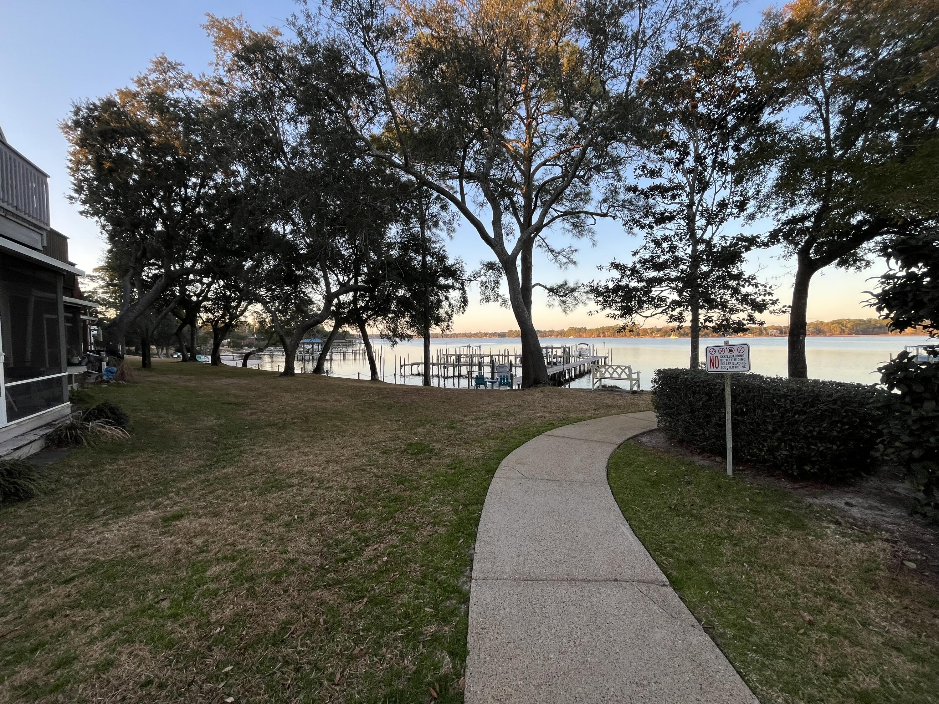HIDDEN BAY VILLAGE - Residential Lease