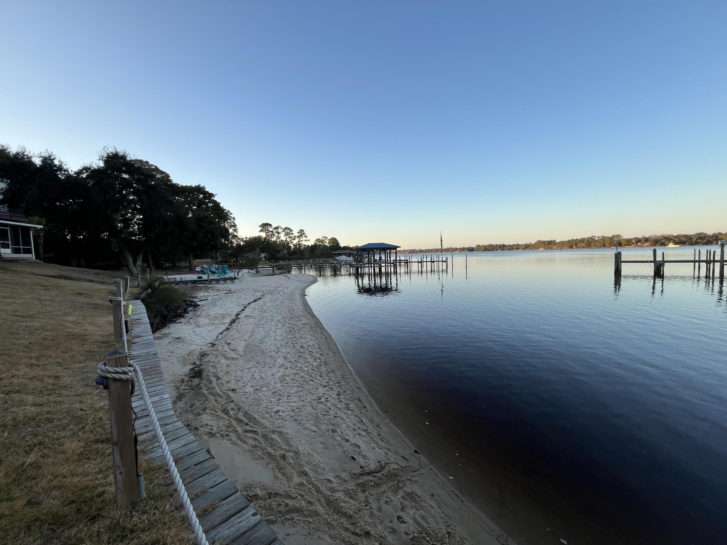 HIDDEN BAY VILLAGE - Residential Lease