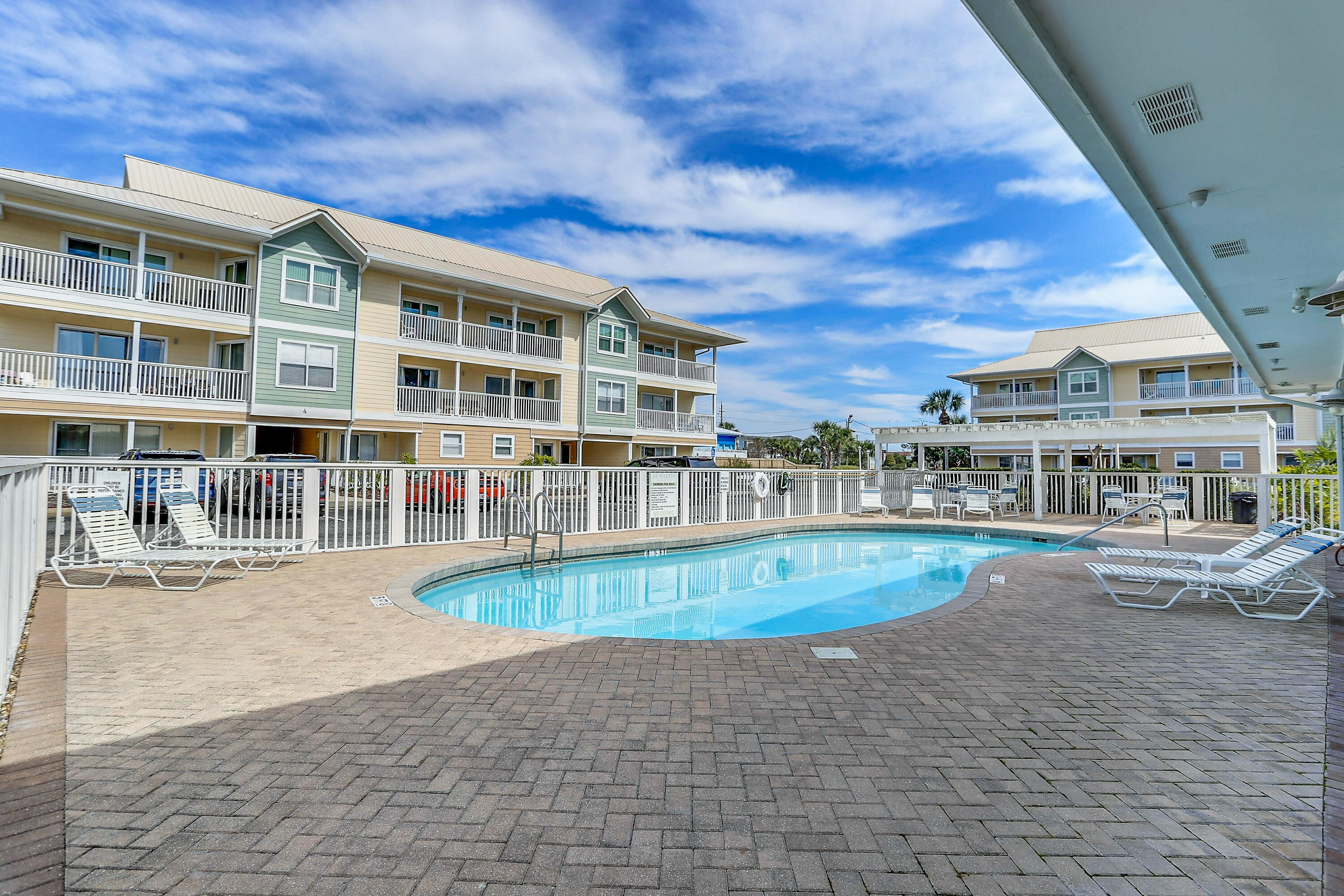 ST MARTIN BEACHWALK PH 3 - Residential