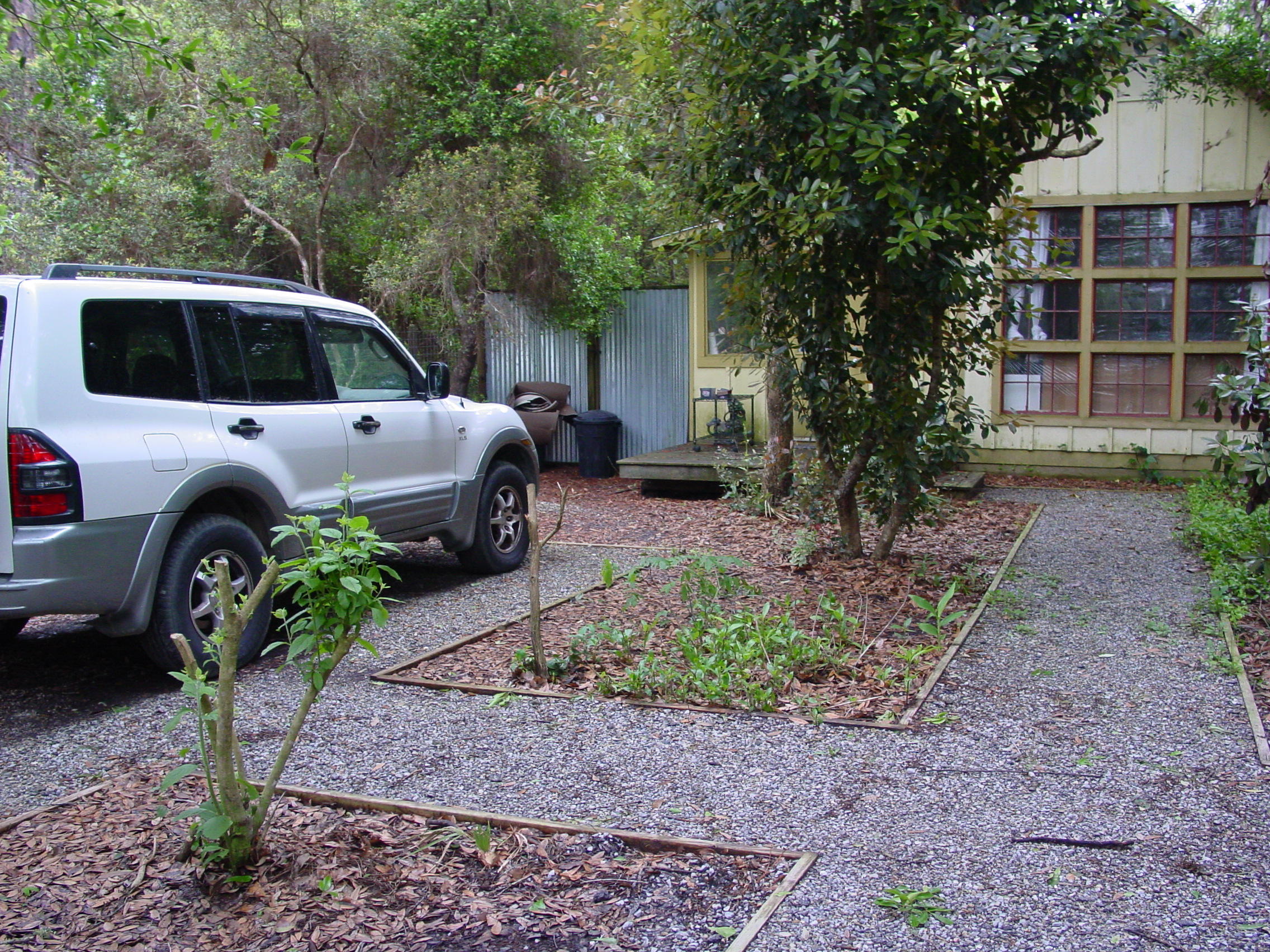 Manolia Beach - Residential