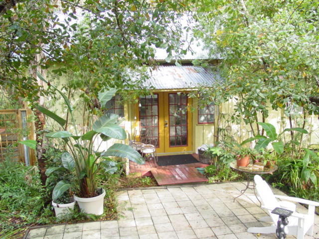 Manolia Beach - Residential