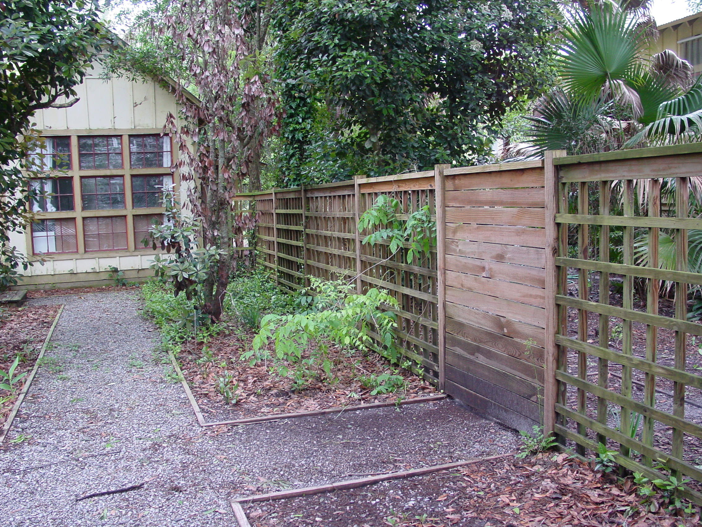 Manolia Beach - Residential