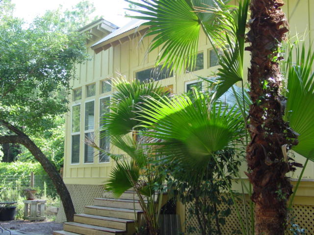 Manolia Beach - Residential