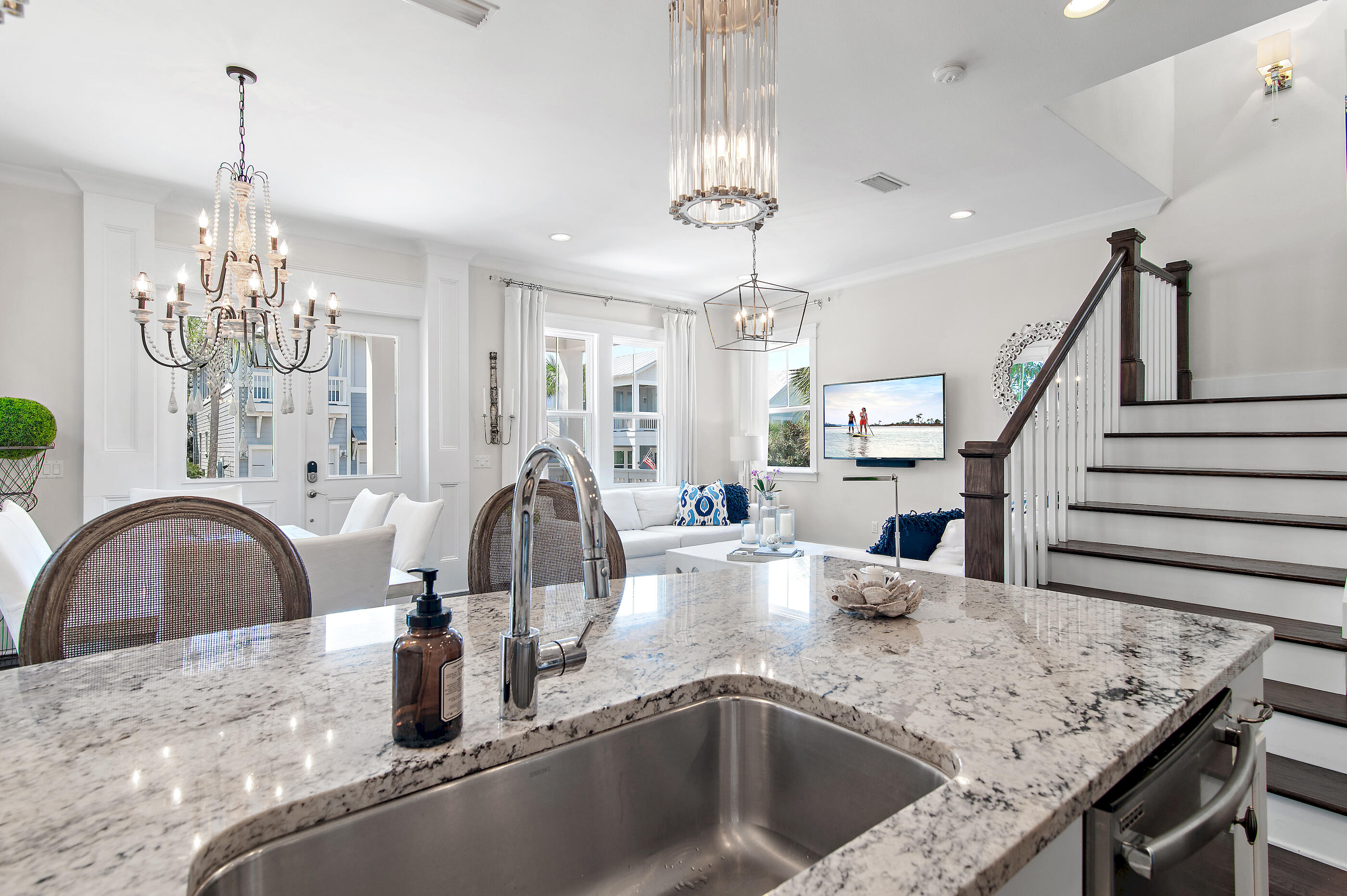 HIGHLAND PARKS - Residential