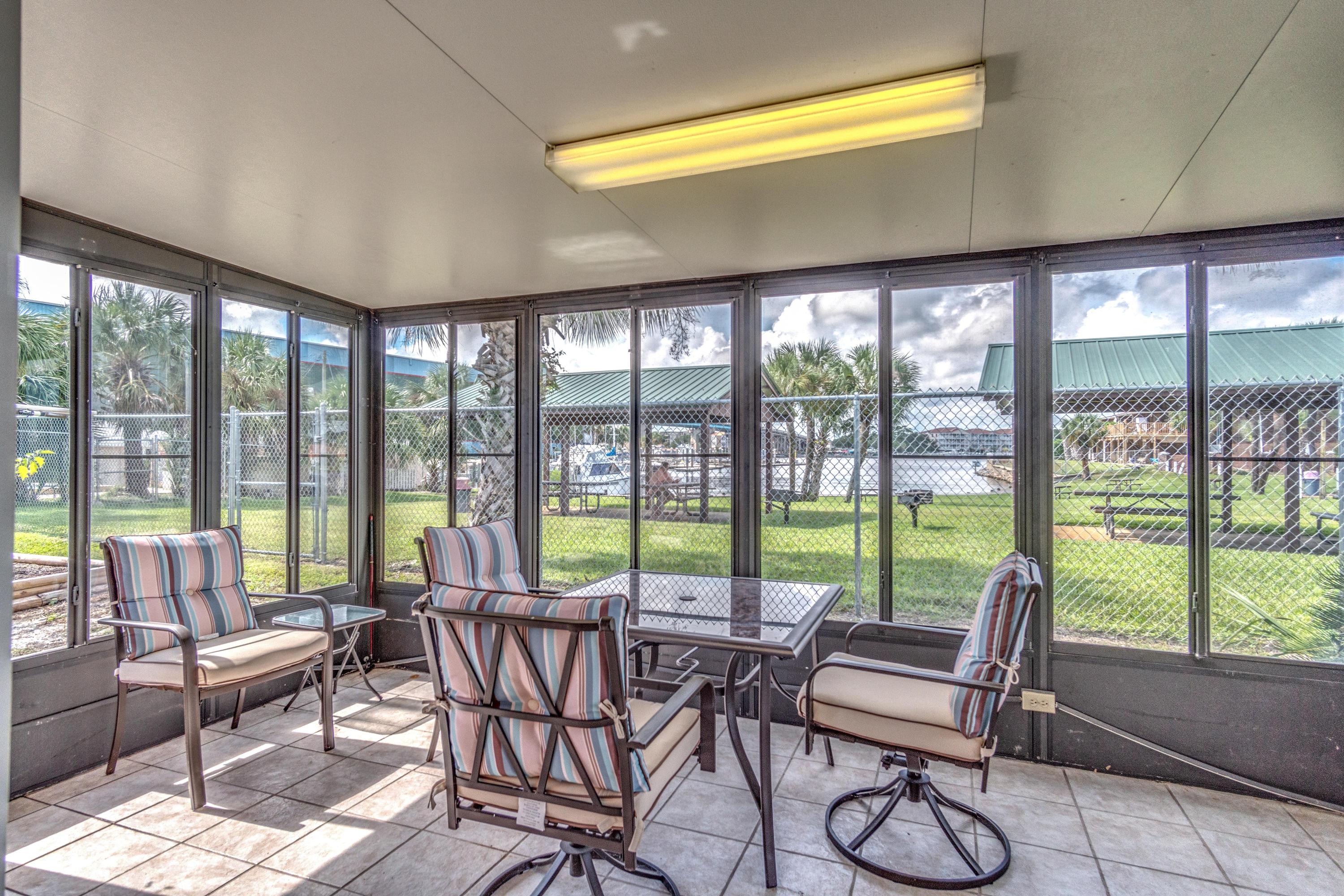 SANTA ROSA VILLAS - Residential