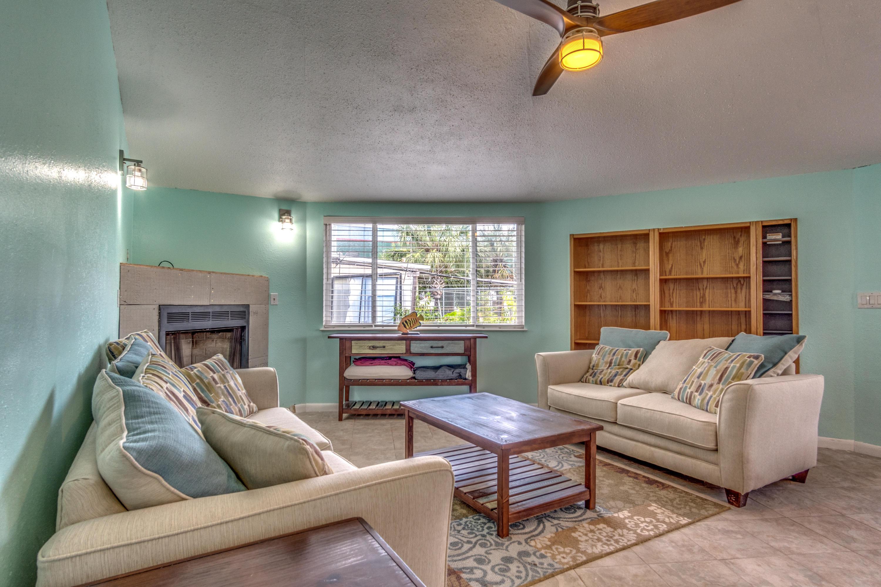 SANTA ROSA VILLAS - Residential