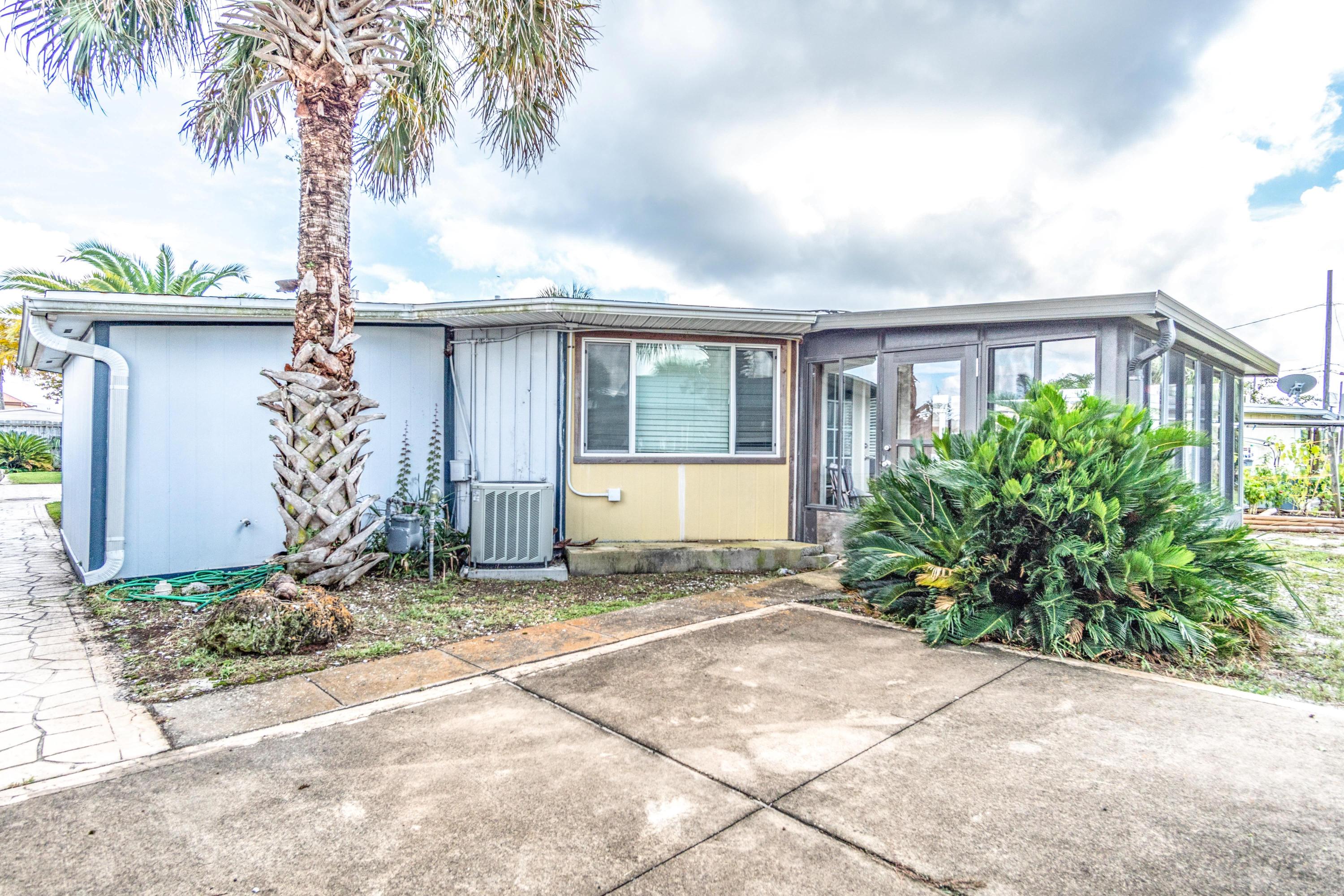 SANTA ROSA VILLAS - Residential