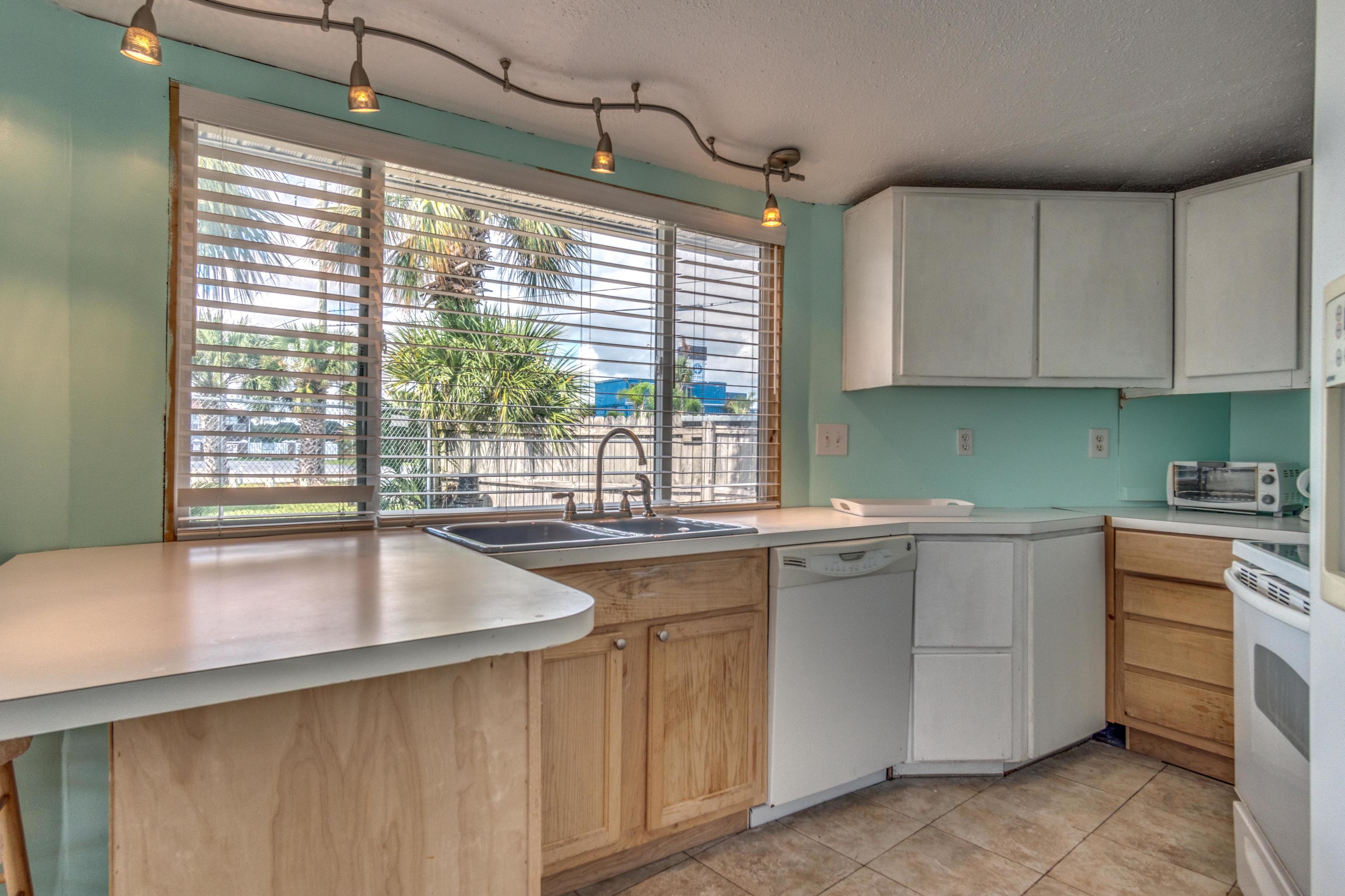 SANTA ROSA VILLAS - Residential