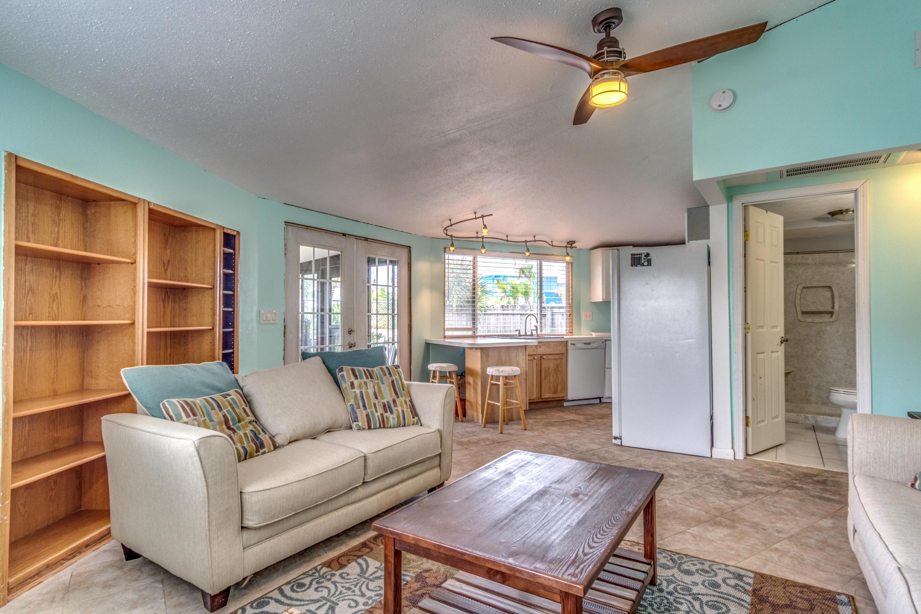 SANTA ROSA VILLAS - Residential