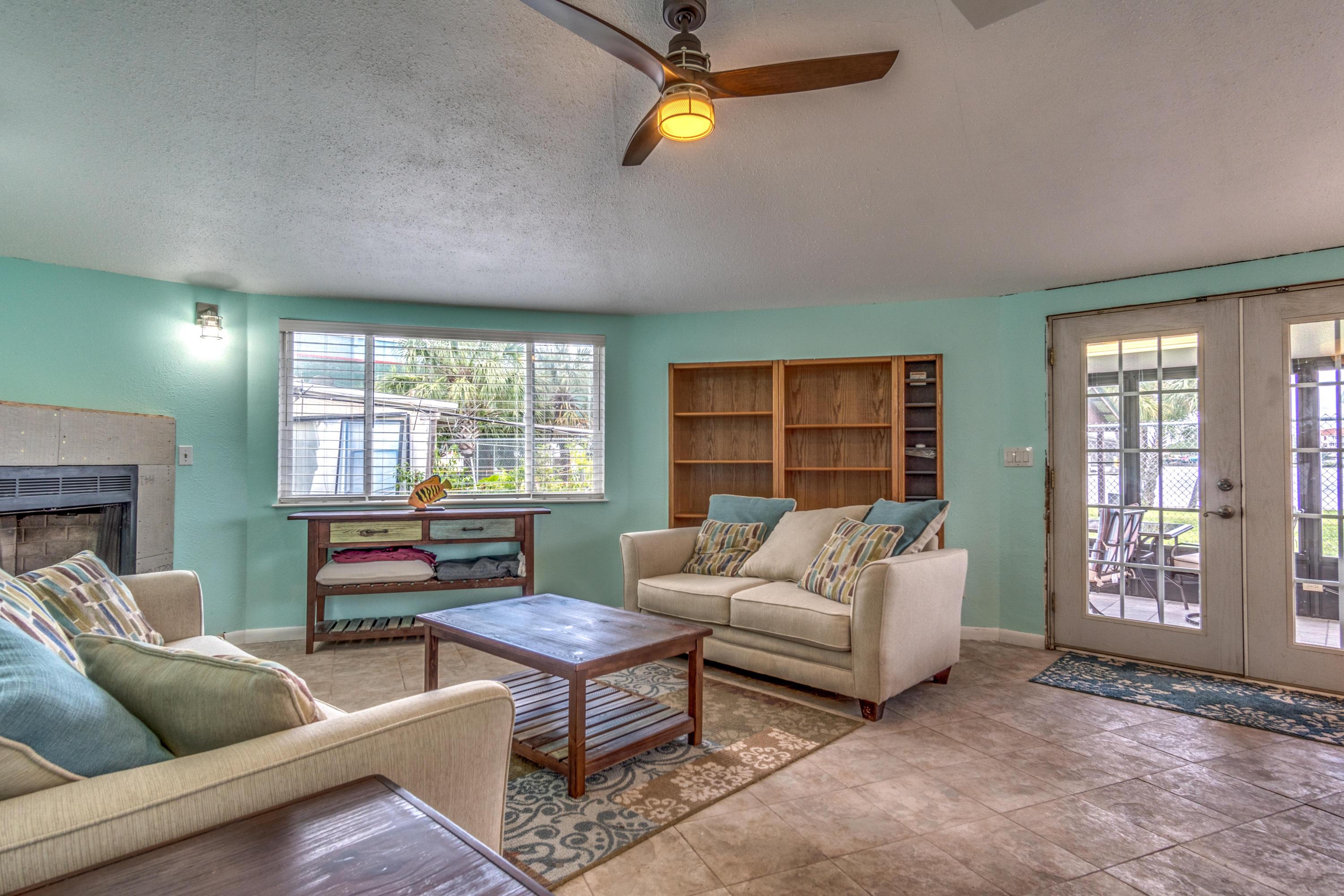 SANTA ROSA VILLAS - Residential