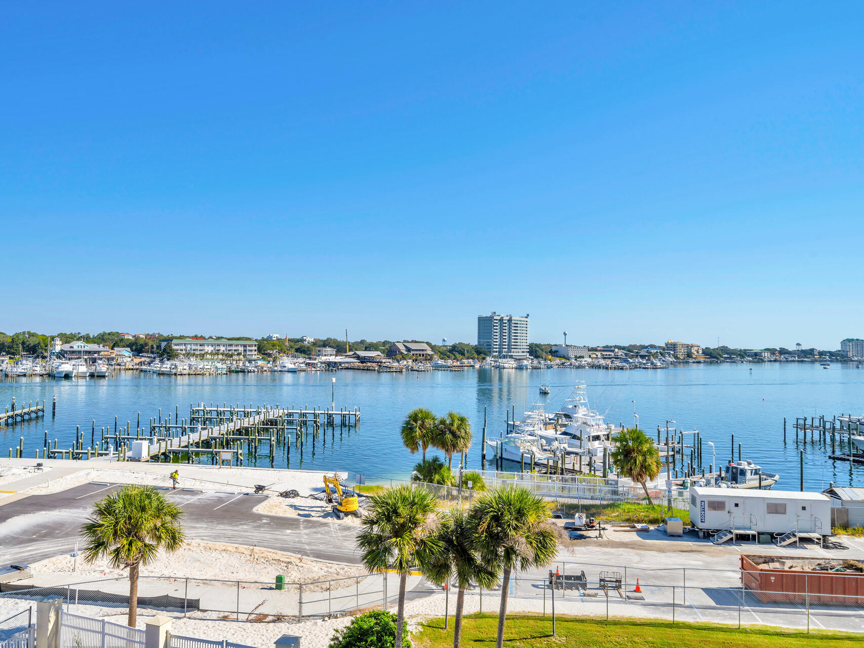 Great unit in sought after East Pass Towers Condominium. This two bedroom, two bath unit features many upgrades. East Pass Towers is situated at the end of Holiday Isle surrounded by the Destin Harbor and Destin Pass. From your oversized balcony there is never a shortage of things to see. During the day there are always boats coming and going in the Harbor and Pass and at night enjoy the Harbor is lit up from the surrounding lights. This unit has never been a rental and is in excellent condition.