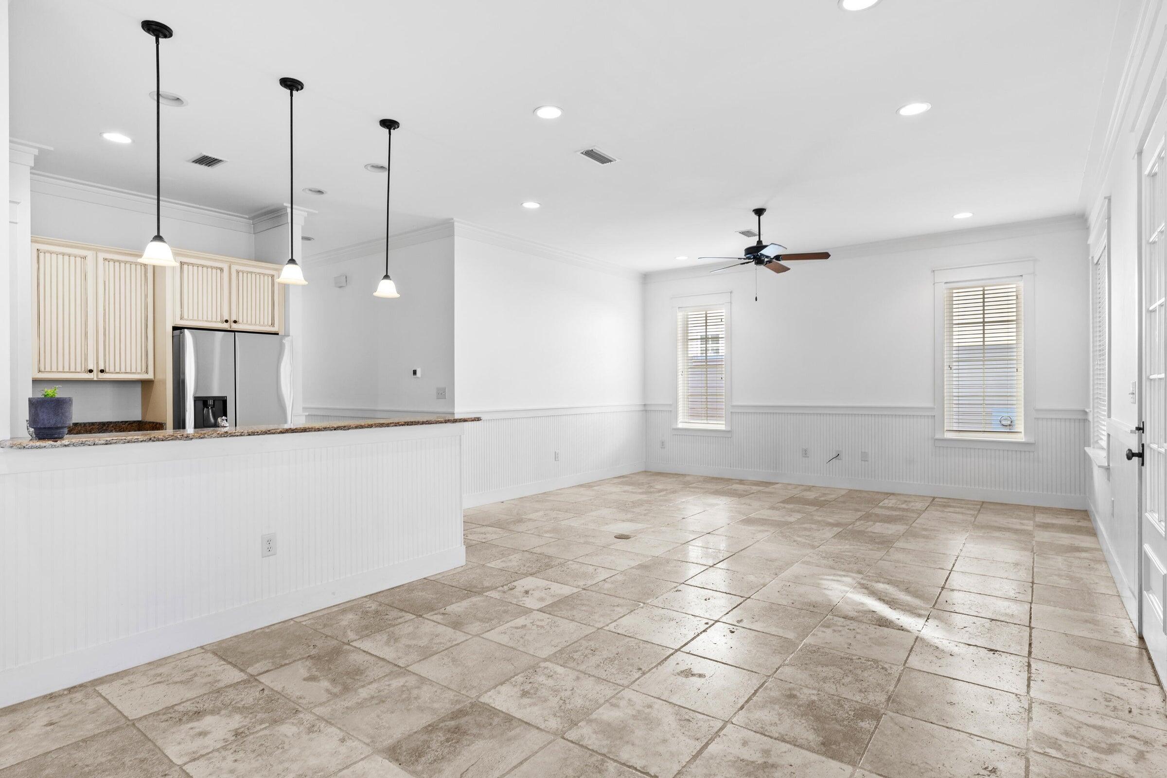 BUNGALOS AT SANDESTIN - Residential Lease