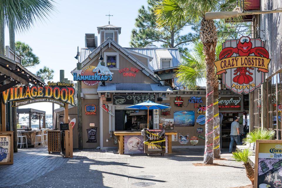 BUNGALOS AT SANDESTIN - Residential Lease