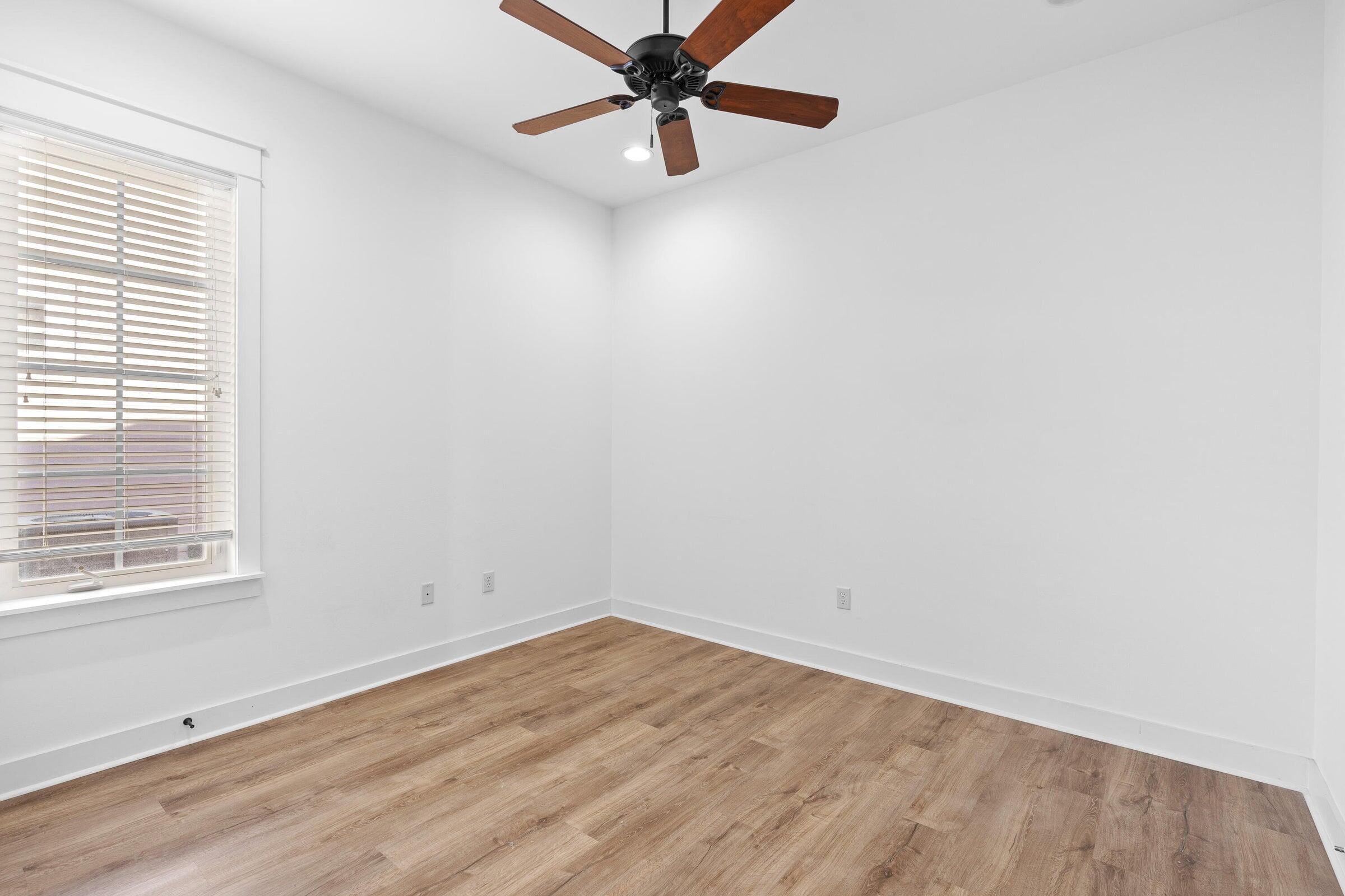 BUNGALOS AT SANDESTIN - Residential Lease