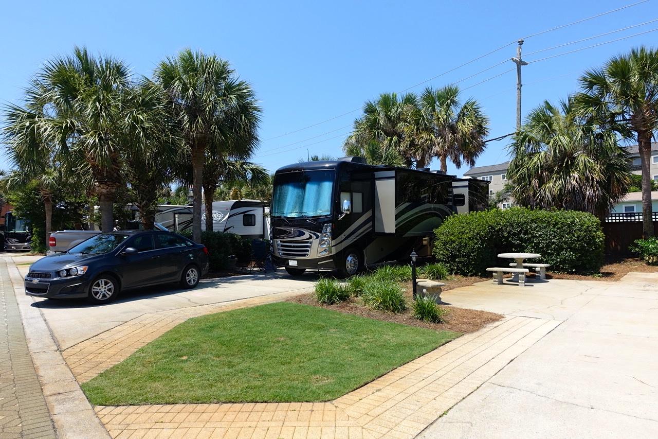 DESTIN RV BEACH RESORT - Land