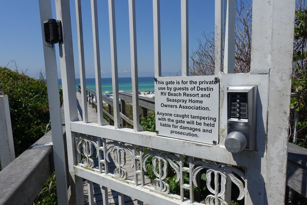 DESTIN RV BEACH RESORT - Land