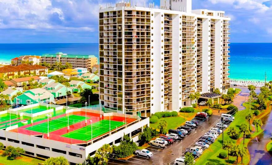 Unit sold furnished, rental ready and partial gulf view. Additional photos at www.vacasa.com/unit/61135