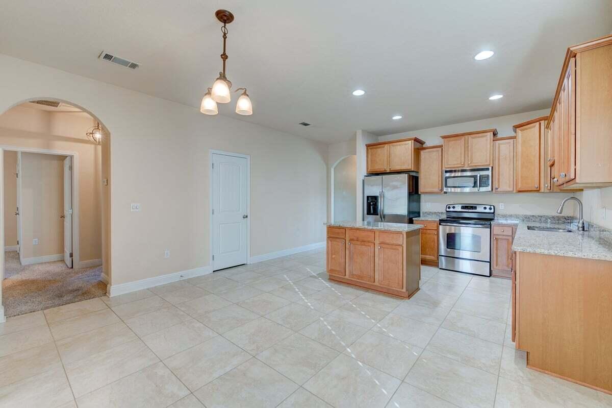 HAMMOCK BAY - Residential