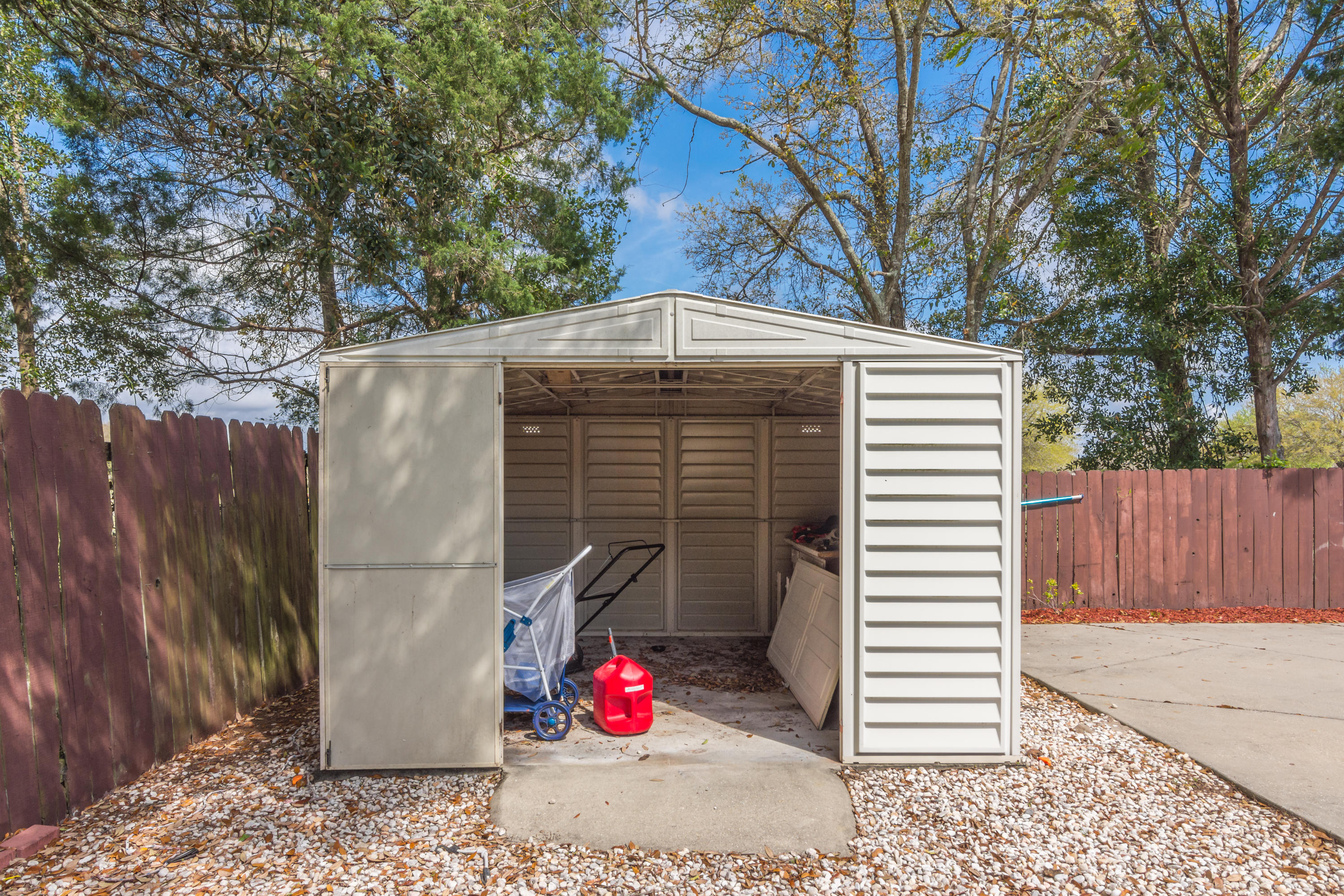 VESTA HEIGHTS 3RD ADDN - Residential